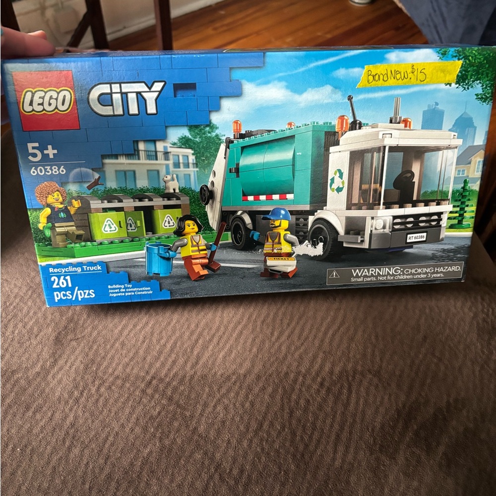Brand New Lego City Recycling Truck